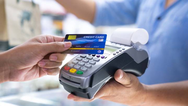 'Stop spending on validation...': Financial advisor urges focus on identity not image