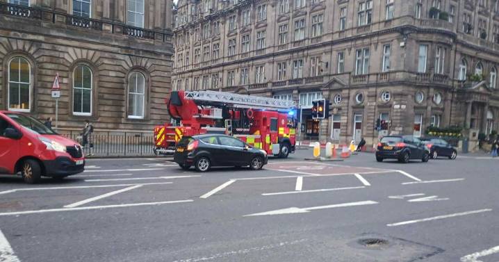 North Bridge Edinburgh LIVE: Updates as firefighters close major city centre road