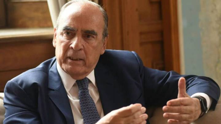 Deuda: Francos buscó bajarle el tono a las condiciones del "salvataje" de Scott Bessent