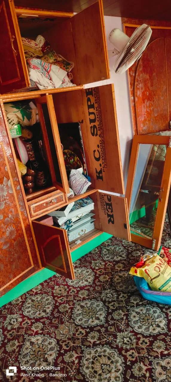 Several cases of burglary reported in Bandzoo Pulwama