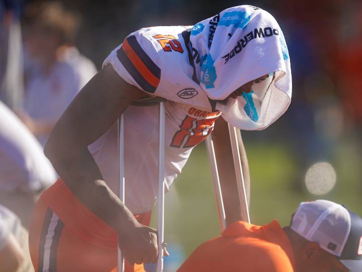 SU receiver exits SMU loss on crutches; coach says ankle is ‘messed up’
