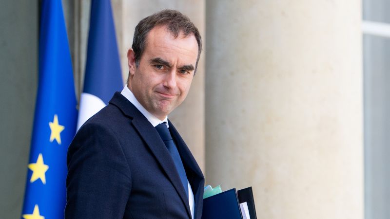 Socialists throw French prime minister a temporary lifeline