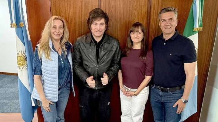 Javier Milei llegó a Chaco para continuar con su campaña