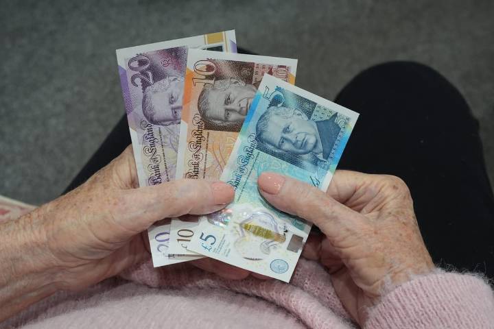 More tools needed to help people share money management