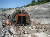 Key Tunnels, Flyover on Jammu-Srinagar Highway to be Completed by 2026