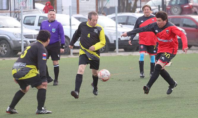 Futbolito senior no para en las canchitas del Fiscal