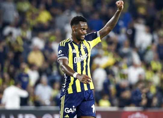 ¿Fin de ciclo? Fenerbahçe pone en duda la continuidad de Jhon Jáder Durán