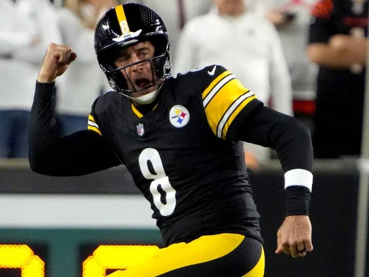 NFL WEEK 8 PICKS: Aaron Rodgers scores revenge on Packers