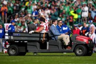 Giants’ Cam Skattebo carted off field with gruesome leg injury vs. Eagles