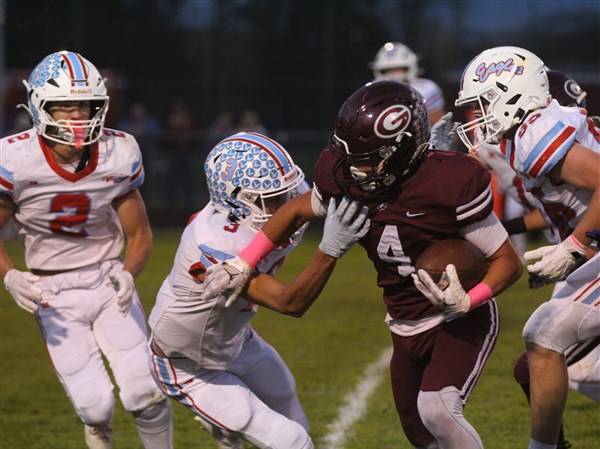 Genoa football takes control of NBC with win over Eastwood