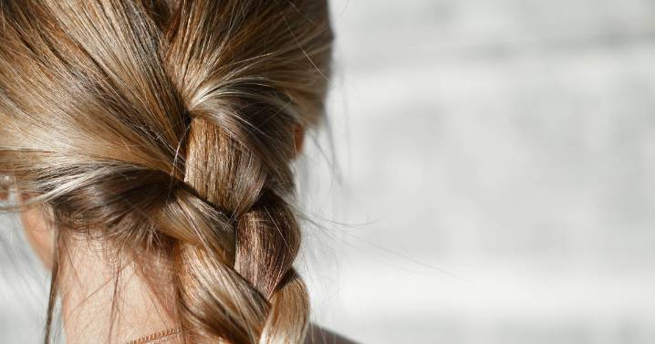 The Hairstyle A Skin Doctor Says Leads To Dry, Flaky Scalp