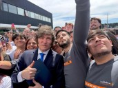 Milei cruzó a un vecino que lo insultó en Mar del Plata: “Te bajo...
