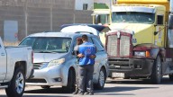 Muere chofer de camión por aparente paro cardíaco en Punta Oriente