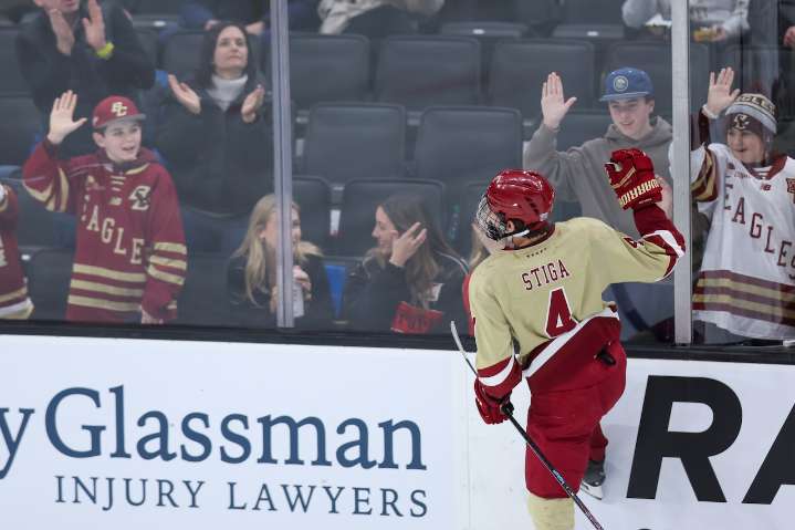Boston College men’s hockey falls to Northeastern in Hockey East opener