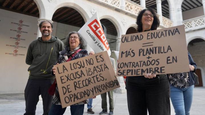 Los docentes de la UVa, al límite por sus "precarias" condiciones: "Tenemos los sueldos más bajos de España y estamos saturados"