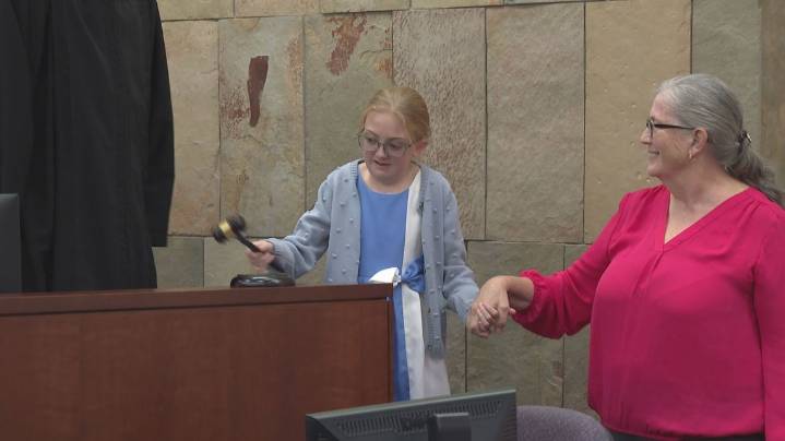 11-year-old invites classmates to her adoption hearing