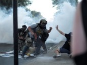 Border Patrol agents shoot woman amid Chicago immigration protests