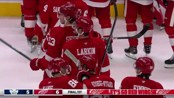 Larkin sella triunfo de Detroit