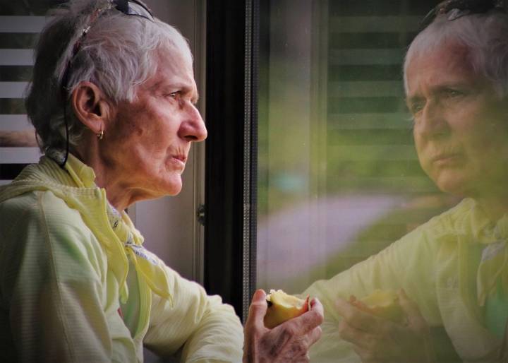 Estas son las diez preguntas que debes hacerte si crees que tienes Alzheimer, según un experto