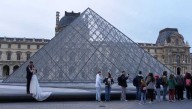 A timeline of the jewel heist at the Louvre in Paris