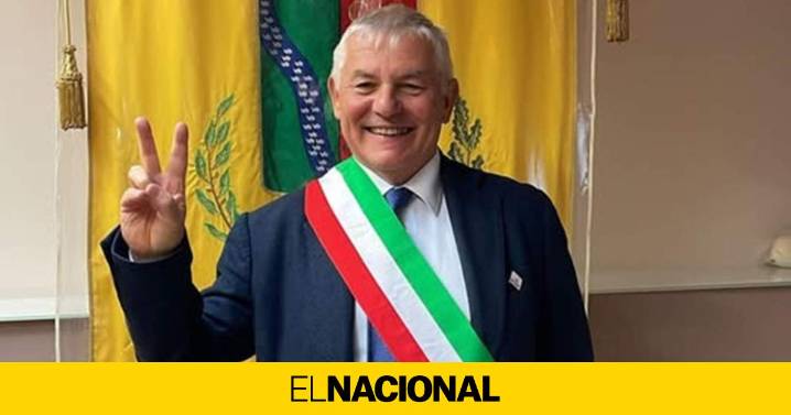 Gana una alcaldía en Italia con tres votos para su perro