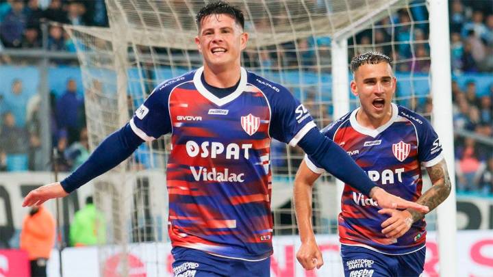 El puntero Unión enfrenta a Aldosivi, que necesita aire en la lucha por la permanencia