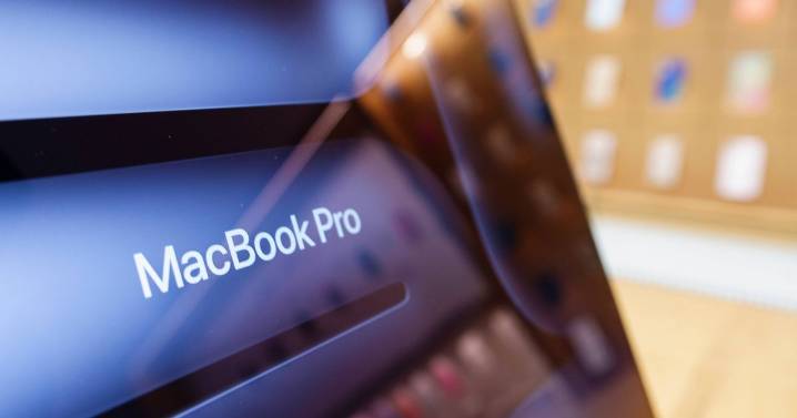 Apple fans can split the cost of the new M5 MacBook Pro to £1.15 a day