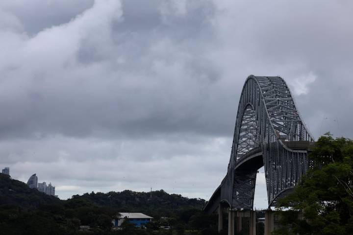 Tras lluvias del huracán Melissa, 2 niñas mueren arrastradas por un río en Panamá