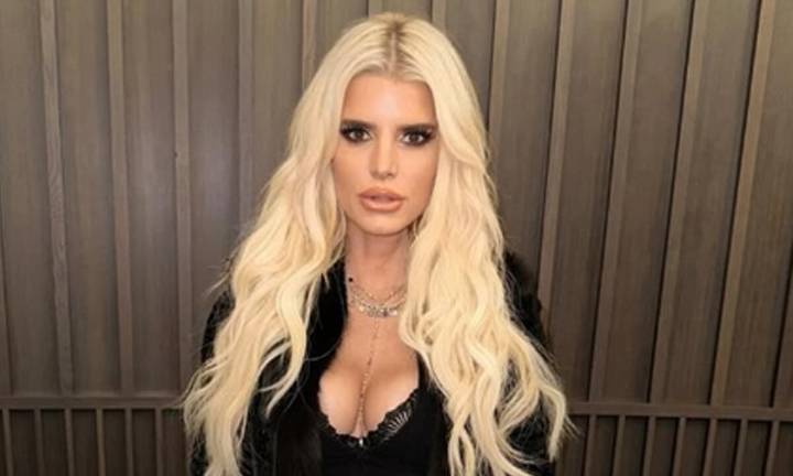 Jessica Simpson says she never imagined being single again