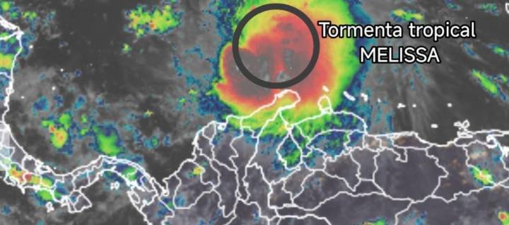 Mantienen estado de ‘aviso’ en Atlántico por paso de tormenta Melissa por el mar Caribe