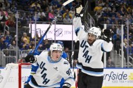 Deadspin | Mammoth, Jets clash in matchup of red-hot Central teams