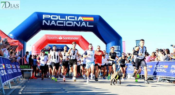 Imágenes del nuevo Cross Solidario 091 en Badajoz