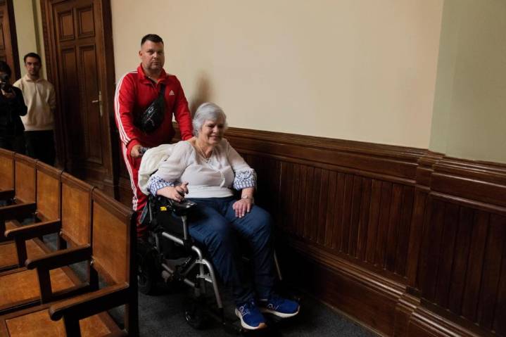 In a regional first, Uruguay passes a law allowing euthanasia