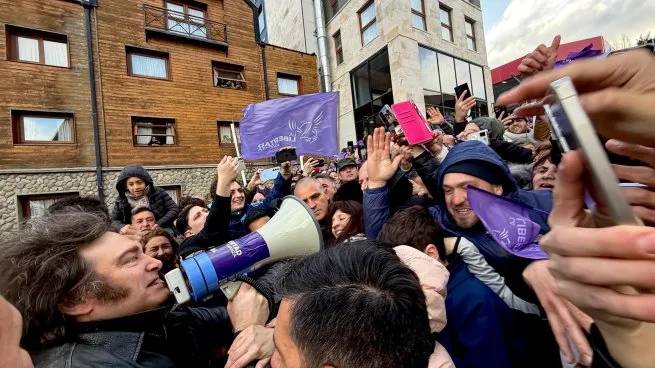 Milei trae la campaña a Entre Ríos después de los rechazos en Buenos Aires y Tierra del Fuego