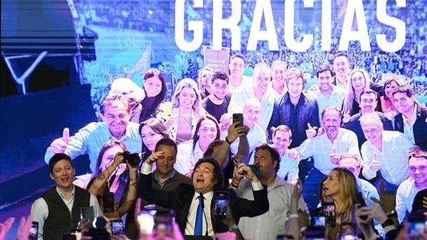 Victoria electoral de Milei en Argentina desata euforia en los mercados