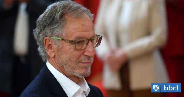 Ministro de Economía declaró en su patrimonio casi $1.900 millones en fondos mutuos y de inversión