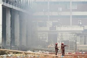 Bangladesh probes cause of massive airport fire