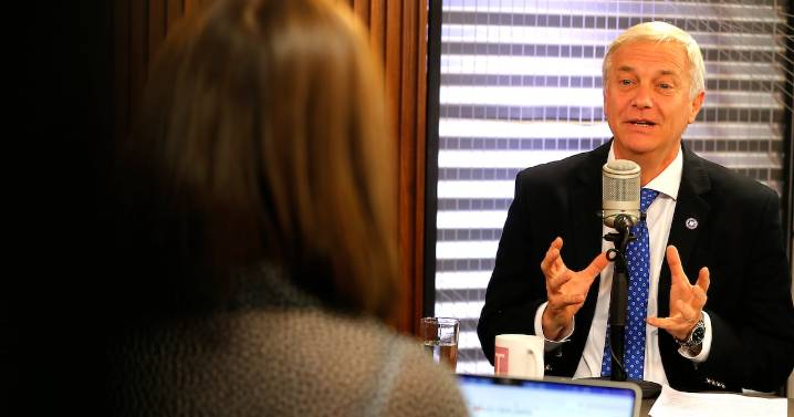Desde la Redacción 13 octubre: Kast explica por qué no detalla plan fiscal y Trump dice que “se acabó la guerra” en Gaza