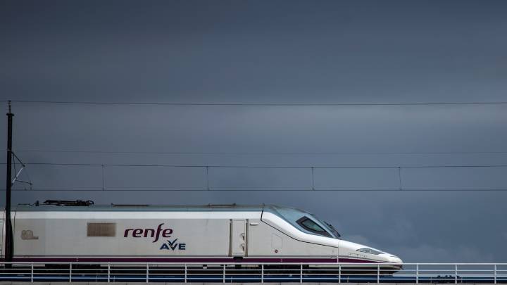 Muere un hombre tras ser atropellado por un tren en Ourense