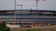 Construction delays may force NHLers to play on untested ice at Milan