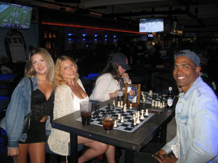 Beers by the Bay Chess Club a popular gambit in Pacific Beach