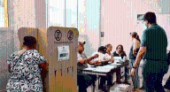 Pacto Histórico solicita ampliar horario de votación, pero Registraduría rechaza la petición Para el movimiento, la alta afluencia justifica la ampliación, aunque el registrador afirma que las congest