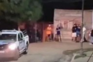 Otra vez disturbios contra la policía en un barrio correntino: corridas, piedrazos y disparos