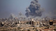 Israel bombardea Rafah tras un supuesto ataque de Hamás y pone en riesgo el alto el fuego en la Franja de Gaza