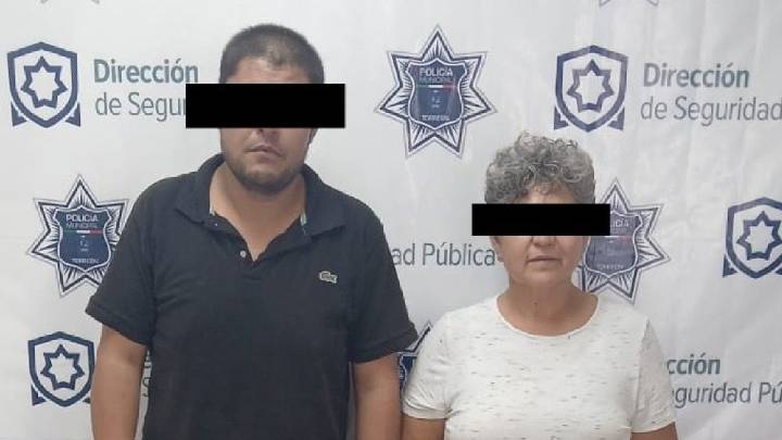 Detienen a hombre y a su suegra por fingir robo con violencia en Torreón