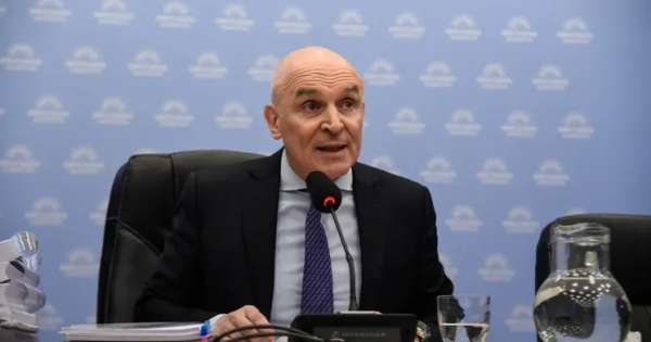 José Luis Espert renunció a la Comisión de Presupuesto: su carrera política está en caída