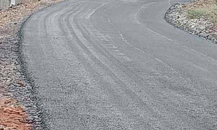 Residents oppose poor quality of road works in Salem
