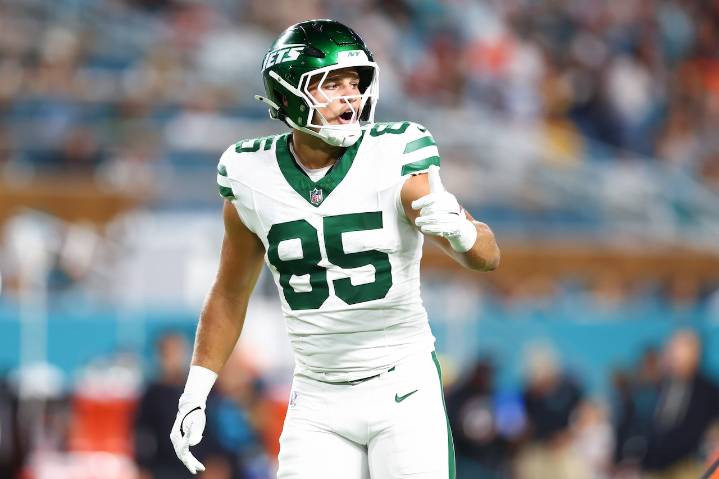 Jets vs. Panthers: Odds boosts, prediction and Anytime TD prop probabilities for Sunday