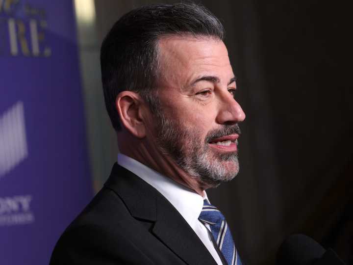 Jimmy Kimmel shouts out Disney's Dana Walden over his suspension ordeal