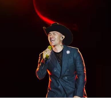 Así fue el concierto de Luis Alfonso en Bogotá: una cantina gigante en El Campín